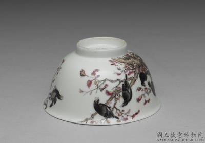 图片[2]-Tea bowl with red leaf and myna bird in falangcai painted enamels, Qianlong reign (1736-1795), Qing dynasty-China Archive